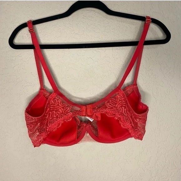 Victoria’s Secret Women’s 36D Very Sexy Red Lace Push Up Without Padding Bra - Picture 3 of 8